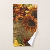 Oranje zonnebloemen in tin mandje bad handdoek (Handdoek)