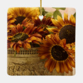 Oranje zonnebloemen in tin mandje keramisch ornament (Achterkant)