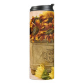 Oranje zonnebloemen in tin mandje thermosbeker (Gedraaid links)