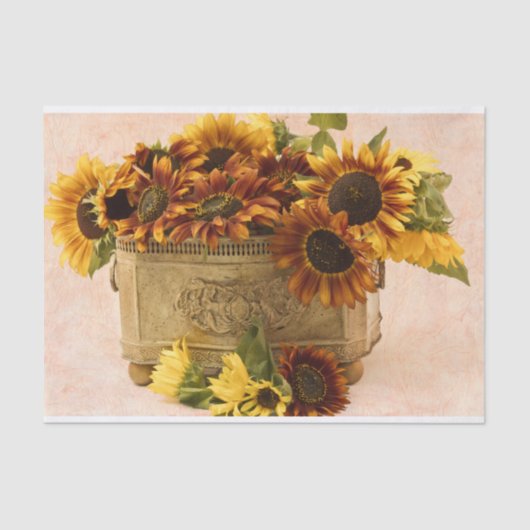 Oranje zonnebloemen in tin mandje tissuepapier (Voorkant)