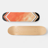 Oranje zwart-wit zwart-wolk, aangepast decennium 1 skateboard (Horizontaal)