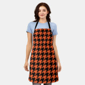 Oranje zwarte houndstooth-controle schort (Gedragen)