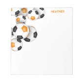 oranje zwarte voetballen accent aangepaste naam notitieblok (Voorkant)