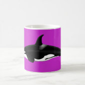 Orca Mug on pink Koffiemok (Center)