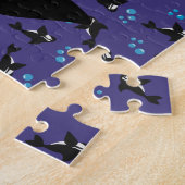 Orca Whale met Bubbles Paarse blauwe achtergrond Legpuzzel (Zijkant)