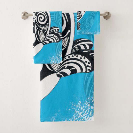 Orca Whale Tribal Blue Bad Handdoek (Insitu)