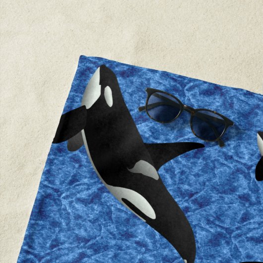 Orca Wild | Gepersonaliseerde orka Strandlaken (In situ)