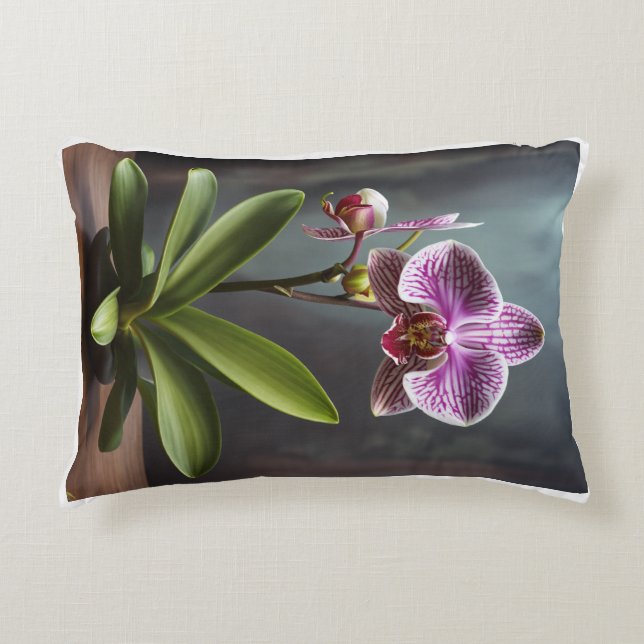 Orchid Bliss: Luxe Kussen met Elegante Orchidee (Voorkant)