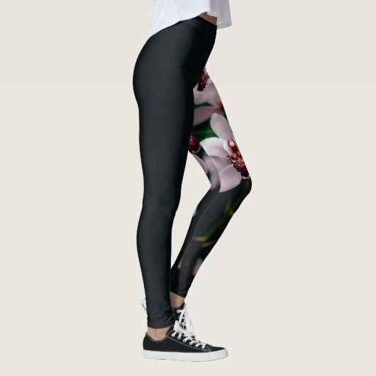 Orchid Flower Black achtergrond Leggings (Rechts)