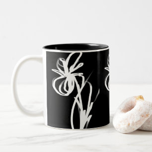 Orchid Noir: Abstract Zwart & Wit Tweekleurige Koffiemok