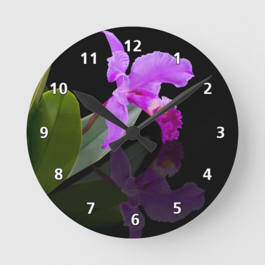 Orchid Reflections on Black Ronde Klok (Voorkant)
