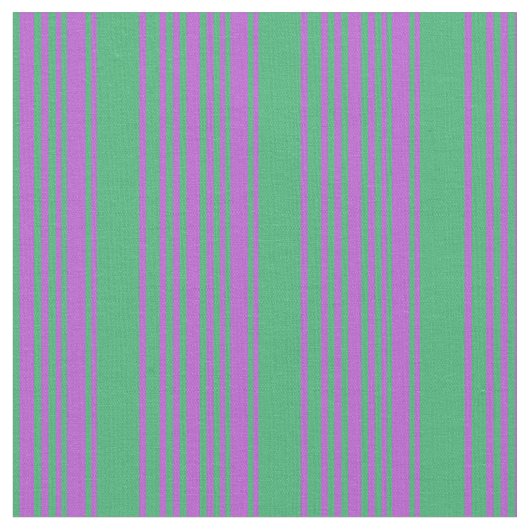 Orchid & Zee Green Lines Pattern Stof (Close Up)