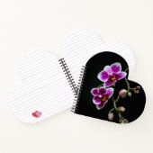 Orchidee roze witte kleur op zwart bord zacht notitieboek (Binnen)