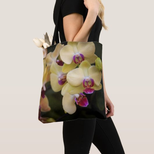 Orchideeën van roze en geel tote bag (Dichtbij)
