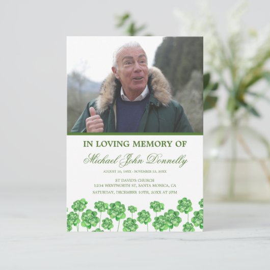 Order of Service Shamrock Funeral Program Kaart (Staand voorkant)