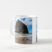 Oregon Cannon Beach Haystack Rock Souvenir Mok (Voorkant links)