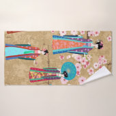 Orientaal meisje in retro costumejapans, chinees,  badhanddoek (Badhanddoek)