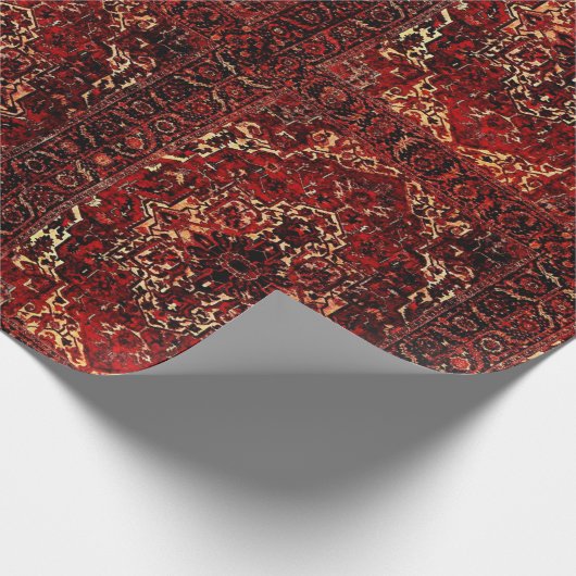 Orientaal tapeontwerp in donkerrood cadeaupapier (Hoek)