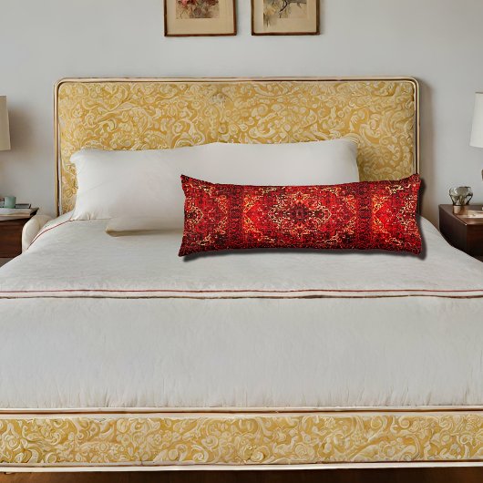 Orientaal tapeontwerp in donkerrood lichaamskussen