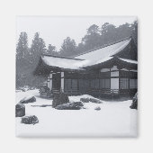 Oriental House in Bossen bedekt in sneeuw Magneet (Voorkant)