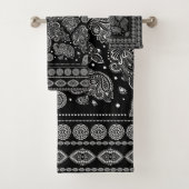Oriental Paisley Ornament Black and White Bad Handdoek (Insitu)