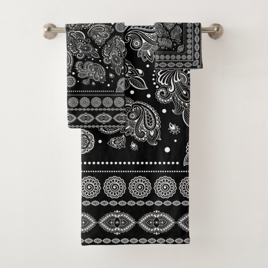 Oriental Paisley Ornament Black and White Bad Handdoek (Insitu)