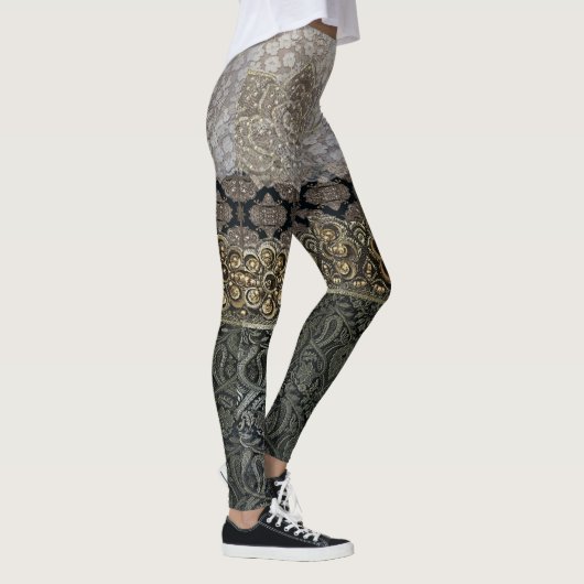 Oriental Silver & Gold Lace Garter Leggings (Rechts)