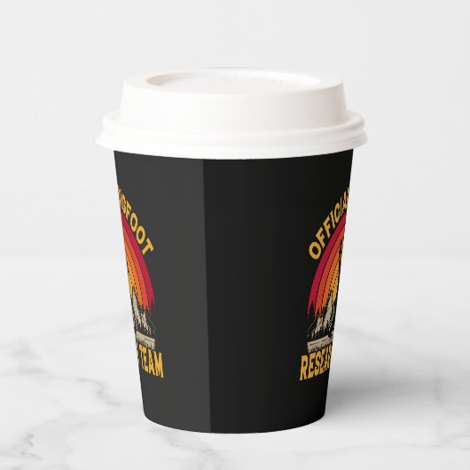 Origineel onderzoeksteam van Bigfoot Papieren Bekers (Links)