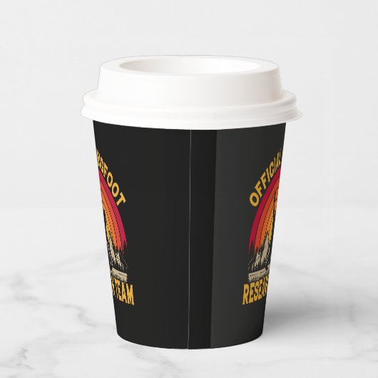 Origineel onderzoeksteam van Bigfoot Papieren Bekers (Rechts)