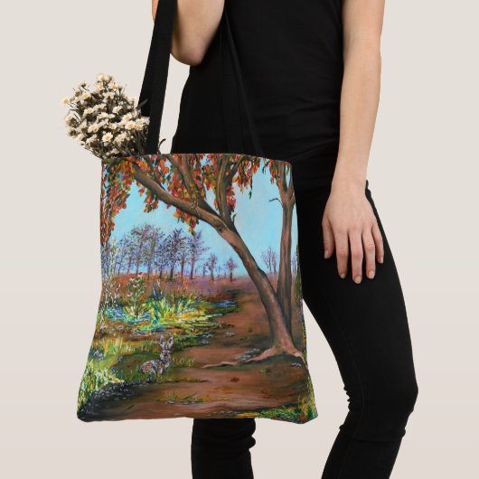Origineel schilderij Herfstboom en konijn Tote Bag (Dichtbij)