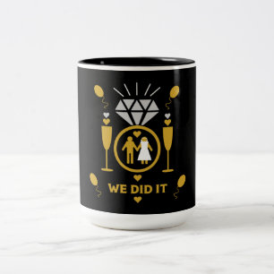 Originele grappige trouwerij felicitaties tweekleurige koffiemok