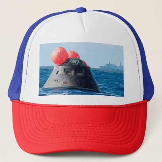 Orion Capsule Spacecraft Ocean Recovery Trucker Pet (Voorkant)