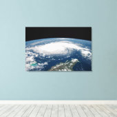 Orkaan Dorian boven de Atlantische Oceaan. Canvas Afdruk (Insitu (Houten vloer))