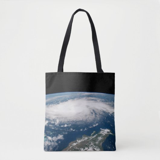 Orkaan Dorian boven de Atlantische Oceaan. Tote Bag (Voorkant)