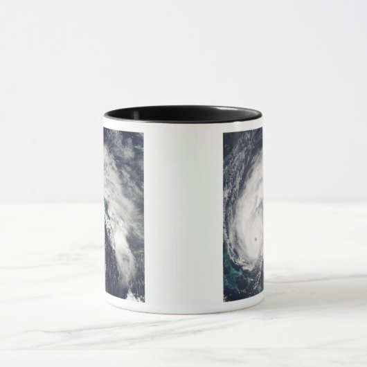 Orkaan Earl 5 Mok (Midden)