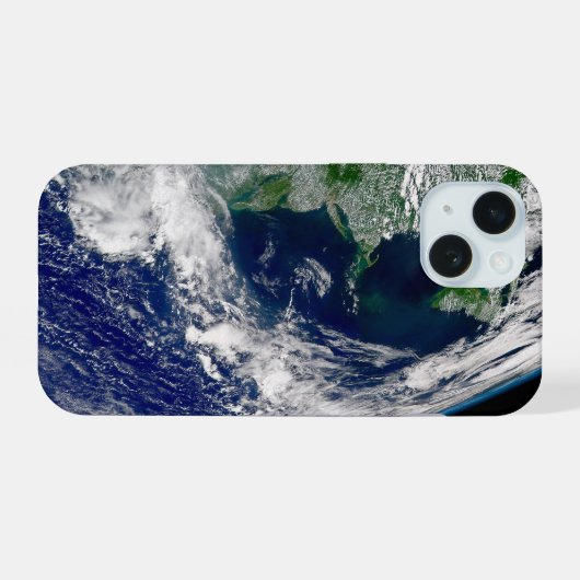 Orkaan Frances op een gedeeltelijke aarde. iPhone 15 Case (Achterkant horizontaal)