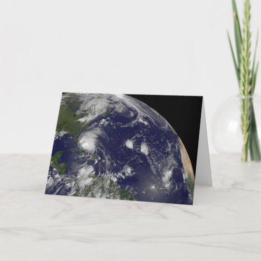 Orkaan Irene trekt door de Bahama's. Kaart (Voorkant)