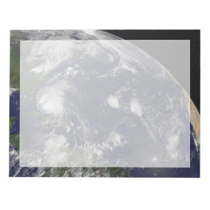 Orkaan Irene trekt door de Bahama's. Notitieblok