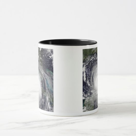 orkaan Katrina 3 Mok (Midden)