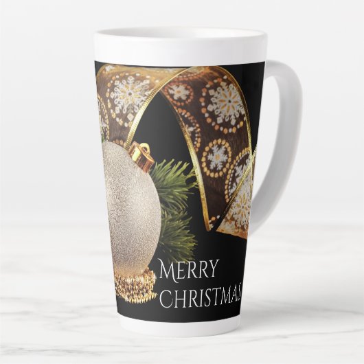Ornament, Evergreen en Gold Ribbon Latte Mok (Rechterhoek)