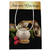 Ornament, Evergreen en Gold Ribbon Medium Cadeauzakje (Voorkant)