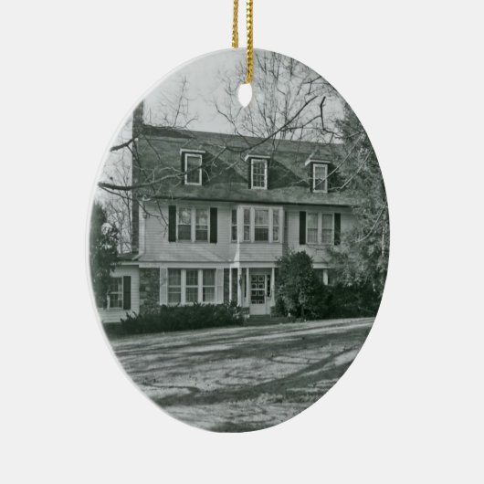 Ornament for 91 Highland Ave in 1970 (Rechts)