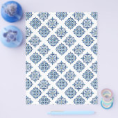Ornament geborduurd blauw op wit flyer (Enkel)