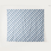 Ornament geborduurd blauw op wit wandkleed (Voorkant (horizontaal))