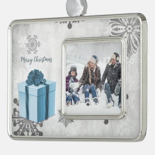 Ornament met blauw kerstcadeau (Links)