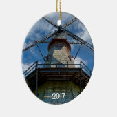 Ornament met zijkanten van de Fabyan Windmill en F (Rechts)