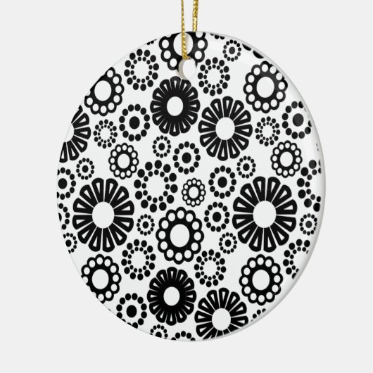 Ornament met zwarte en witte florale oplossing (Links)