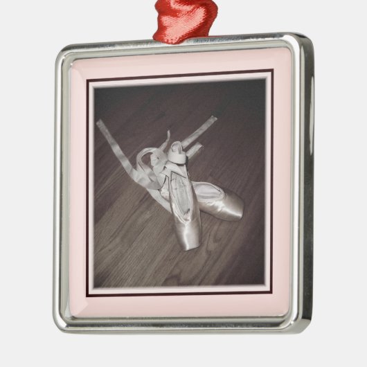 ornament "Totenschoenen" (Links)