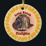 Ornament van de brandweer van Long Beach<br><div class="desc">Long Beach Firefighter ornament , fire fighter T-shirts, brandweerkleding, geschenken van ArtMuvz Illustration. U kunt jouw namen toevoegen of tekst toevoegen. Pas dit Long Beach Firefighter-ornament aan om het uniek voor u te maken of om het als een persoonlijk geschenk te geven. Het gedurfde ontwerp is voorzien van een brandweerhelm,...</div>