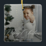 Ornament van familiefoto Keepomwille Ceramic<br><div class="desc">Deze familievakantie-ornamenten zijn perfect voor een persoonlijk vakantieoord-cadeau.</div>